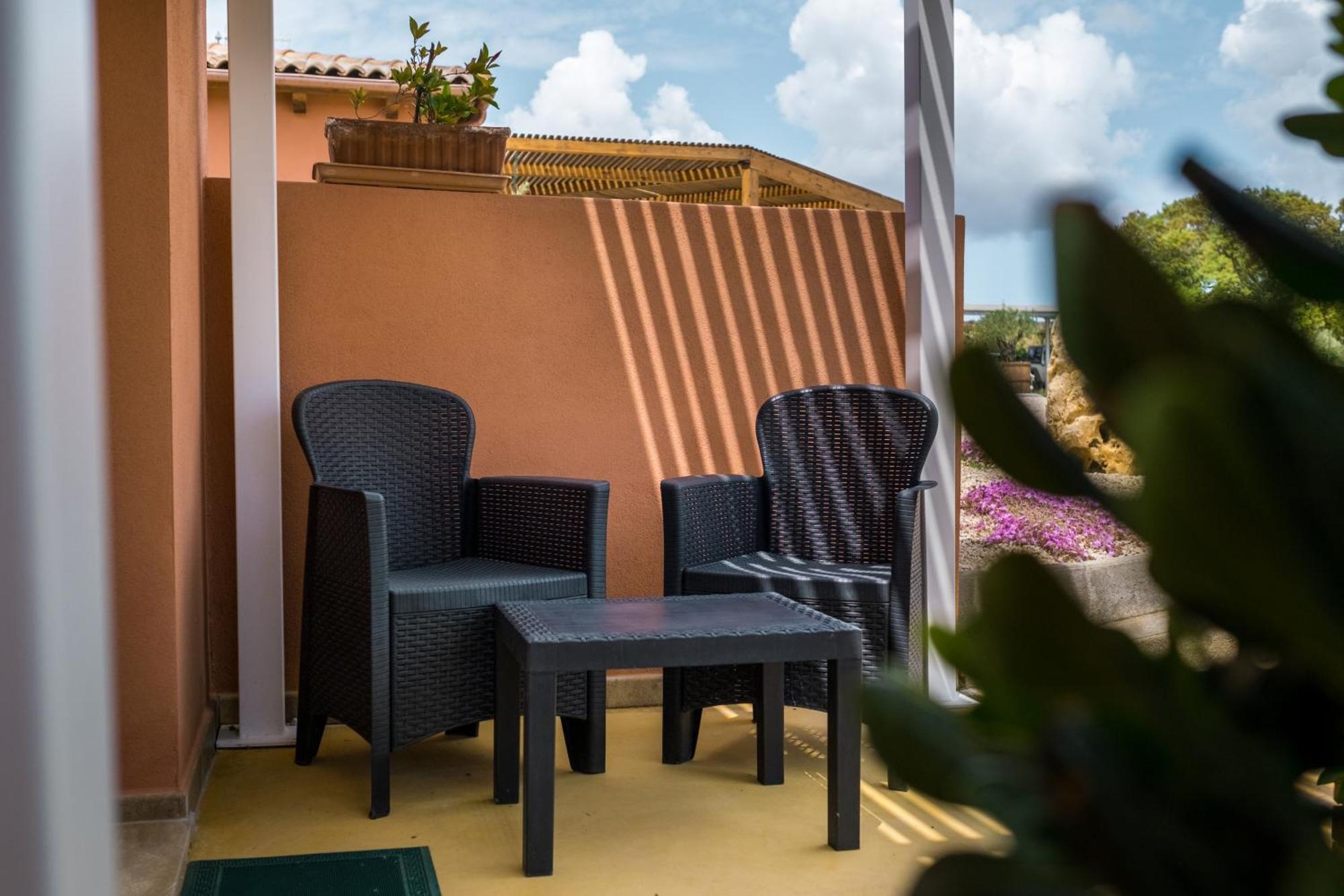 La Vinia Bed&Wine Experience - Adults Only Villa Sassari Rom bilde